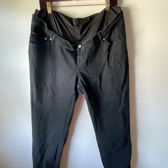 Abercrombie Ankle Straight Maternity Jean - Picture 2 of 4